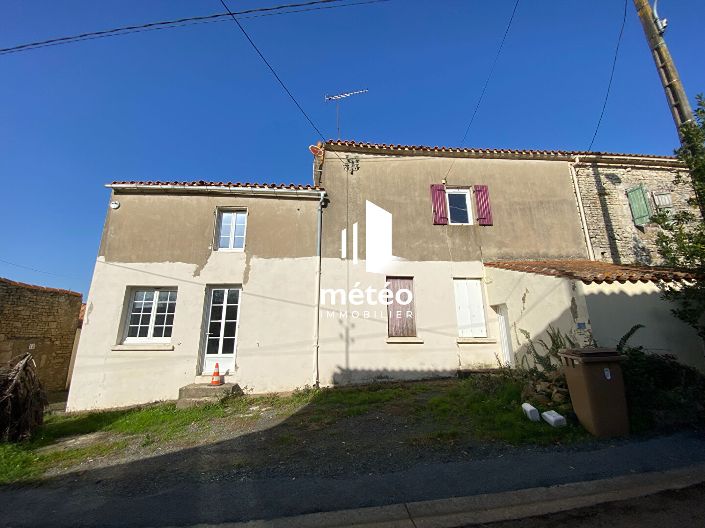 Maison T6 – Saint Aubin La Plaine – 177 m2 – A Rénover