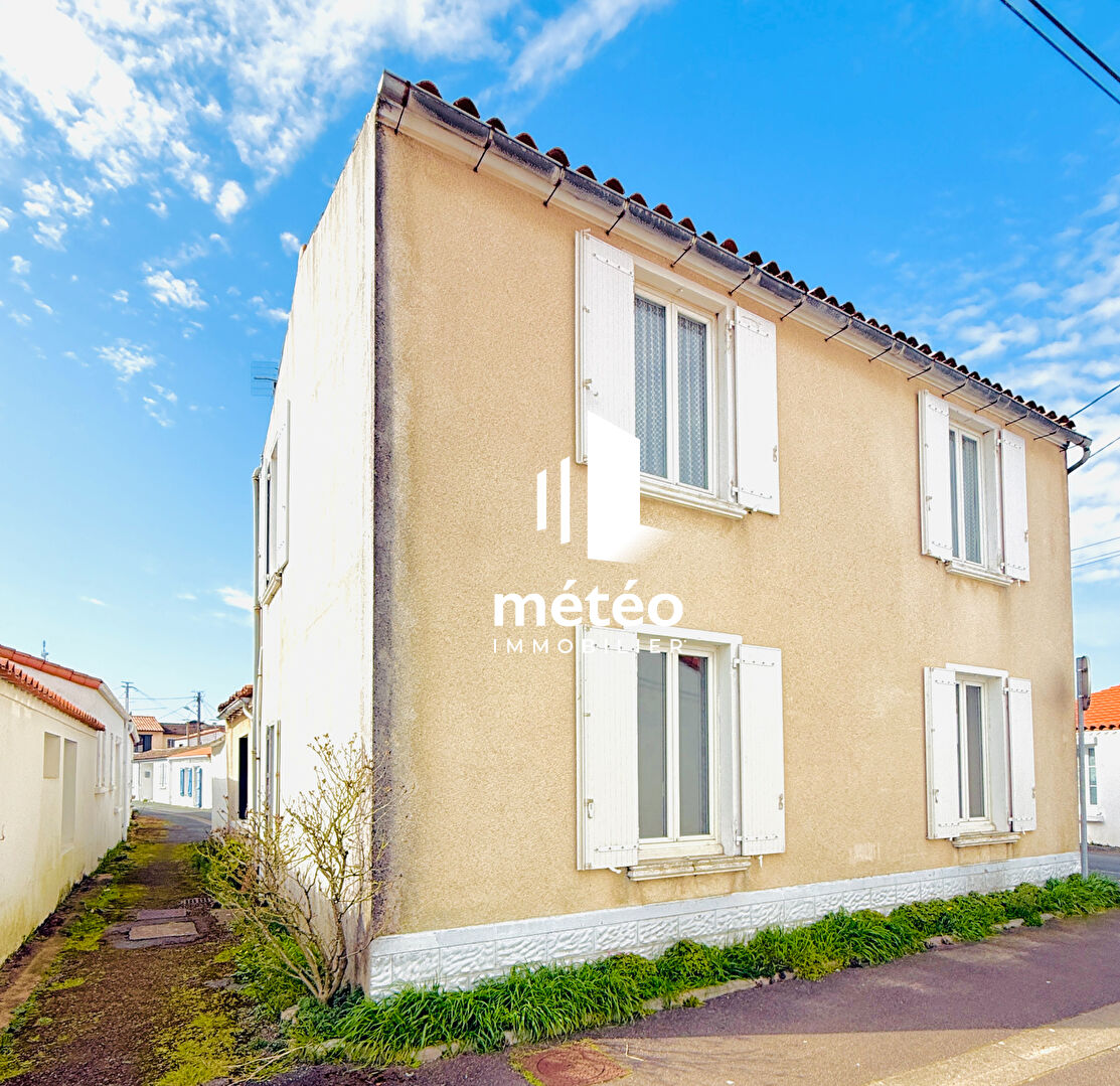 Maison à vendre au coeur du centre ville de la Tranche sur Mer